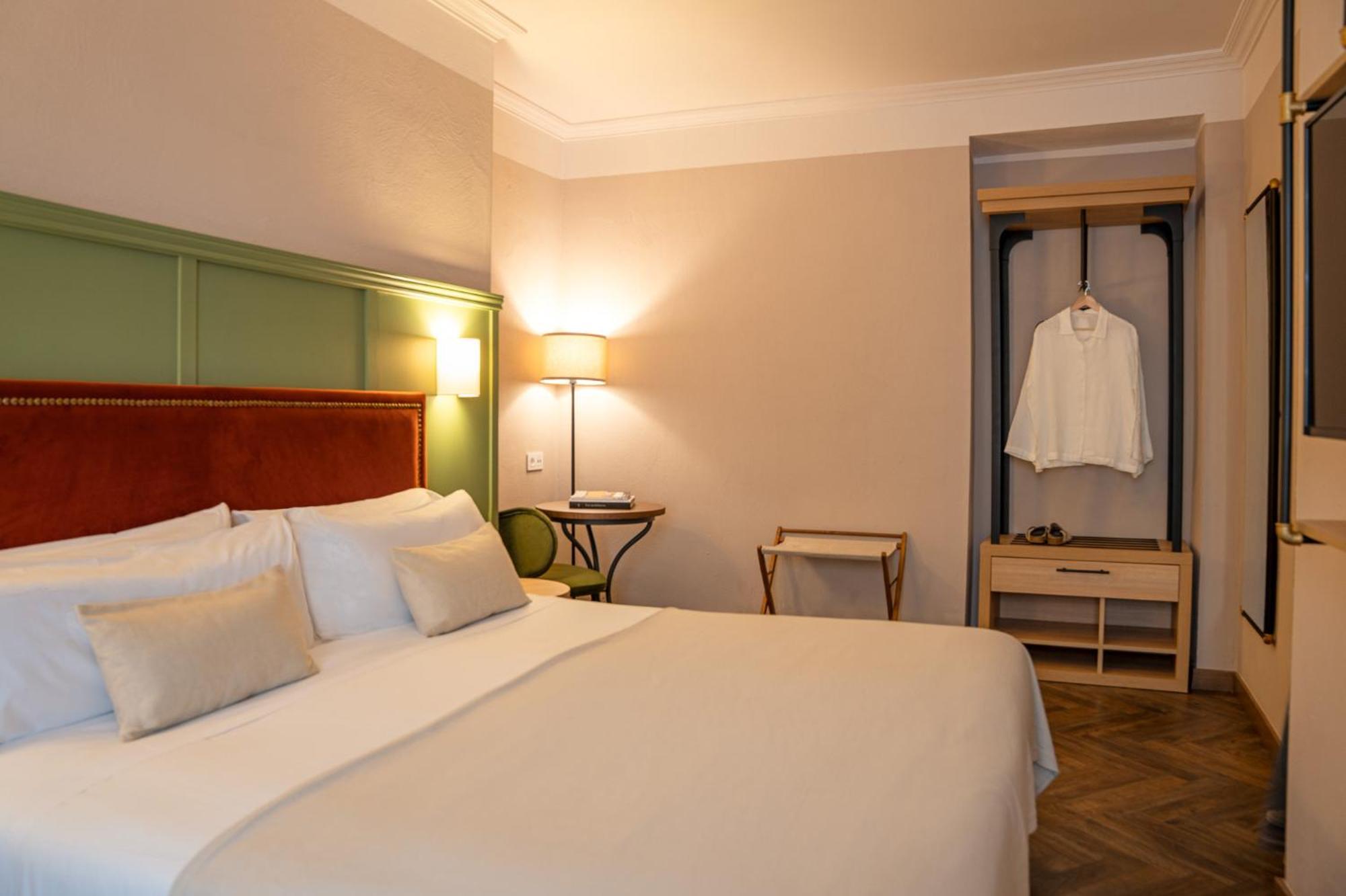 Deluxe Double or Twin Room,1681862899:JPEG